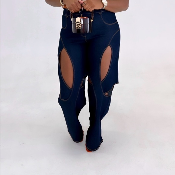 Cut out relaxed denim pants - Picture 3 of 3